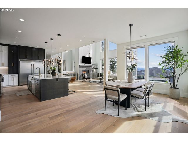 1757 N COLUMBIA RIDGE Way, Washougal, WA 98671