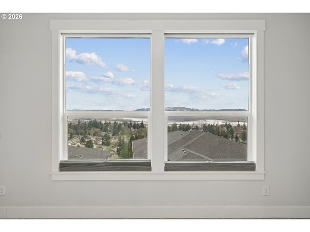 1757 N COLUMBIA RIDGE Way, Washougal, WA 98671