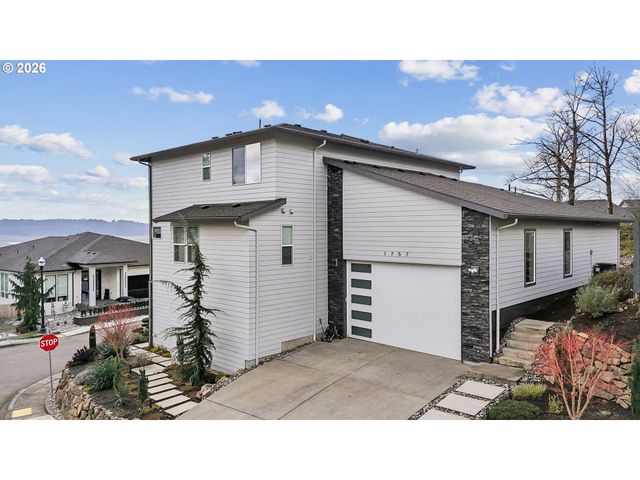 1757 N COLUMBIA RIDGE Way, Washougal, WA 98671