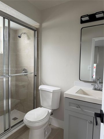 9760 SW 210th St, Cutler Bay, FL 33189