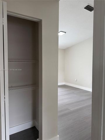 9760 SW 210th St, Cutler Bay, FL 33189