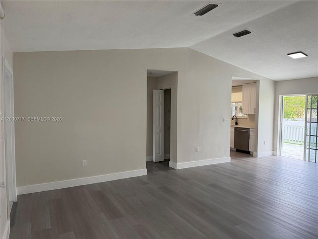 9760 SW 210th St, Cutler Bay, FL 33189