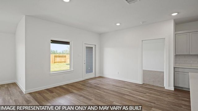 611 Nestor Drive, Crosby, TX 77532