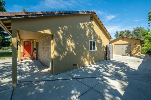 8725 Jonnie Way, Fair Oaks, CA 95628
