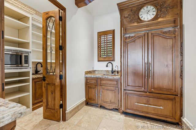 603 Fairway Drive, Broken Arrow, OK 74011