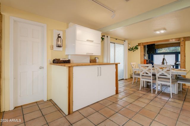 3235 E Maybe Manana Way, Rimrock, AZ 86335