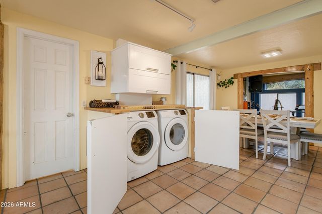 3235 E Maybe Manana Way, Rimrock, AZ 86335