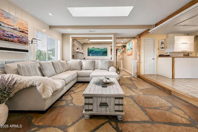 3235 E Maybe Manana Way, Rimrock, AZ 86335