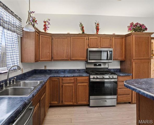 323 W Church Street, Mascoutah, IL 62258