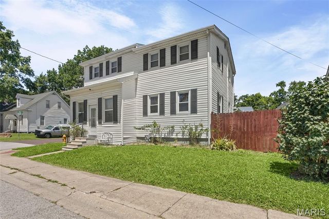 323 W Church Street, Mascoutah, IL 62258