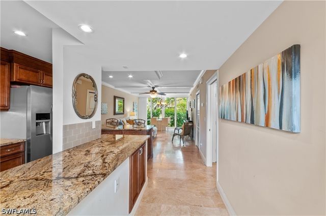 414 Broad AVE S H414, Naples, FL 34102