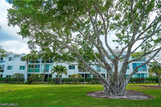 414 Broad AVE S H414, Naples, FL 34102