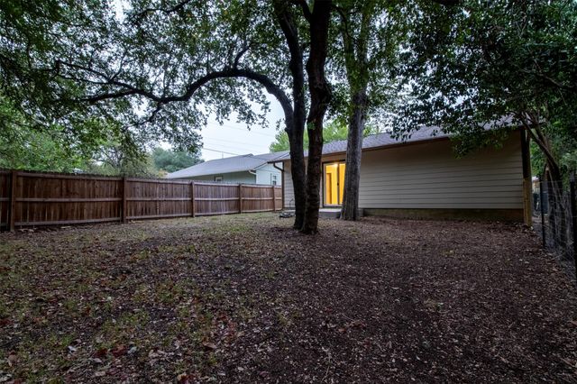 2018 Nevada ST, San Marcos, TX 78666