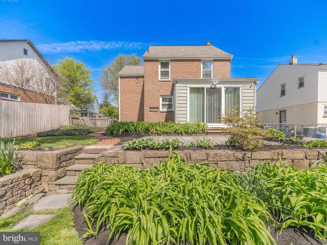 160 W ESSEX AVE, Lansdowne, PA 19050