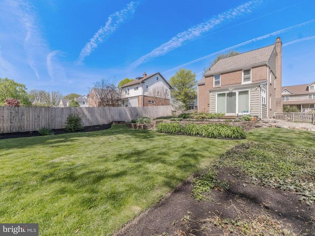 160 W ESSEX AVE, Lansdowne, PA 19050