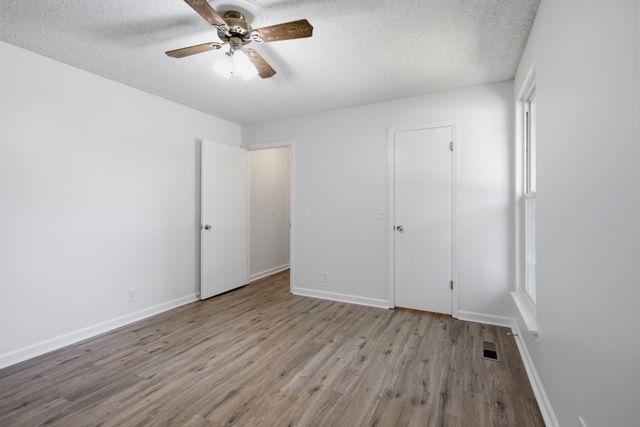 714 Albany Dr, Hermitage, TN 37076