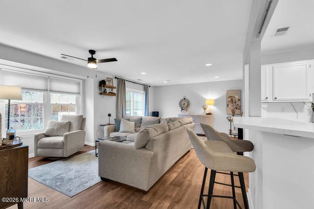 156 Pinetree Court, Howell, NJ 07731