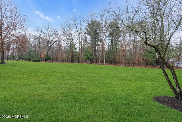 156 Pinetree Court, Howell, NJ 07731
