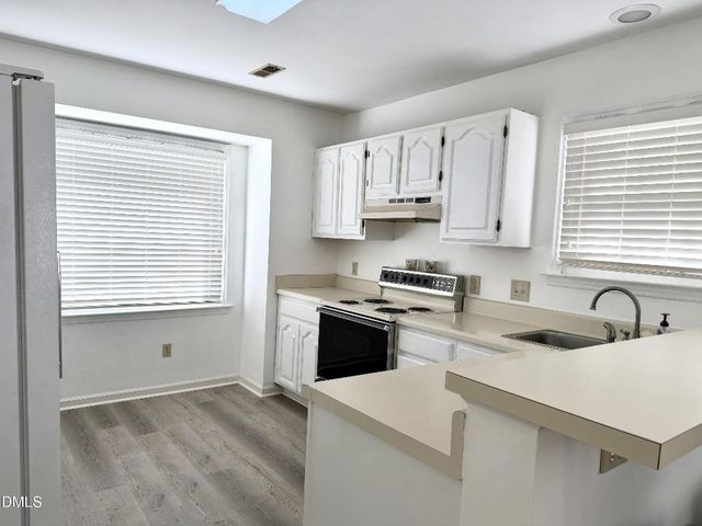 205 Standish Drive, Chapel Hill, NC 27517