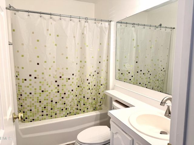 205 Standish Drive, Chapel Hill, NC 27517