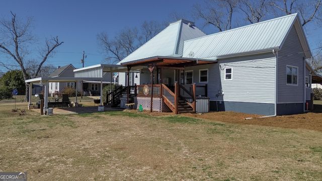 162 College Street SW, Parrott, GA 39877