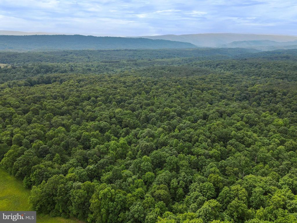 PORTER'S LANE, Hancock, MD 21750