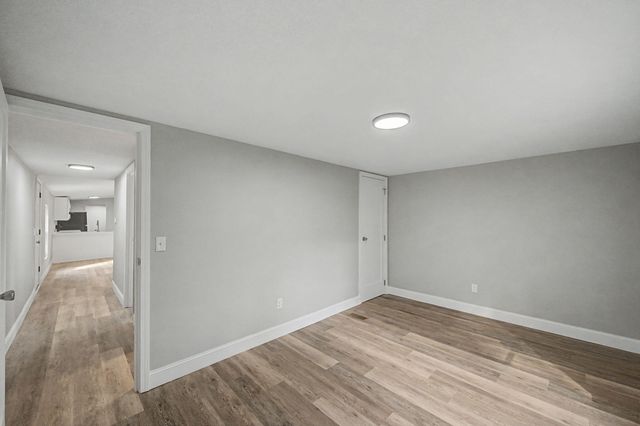 512 W Bach Drive, Defuniak Springs, FL 32433