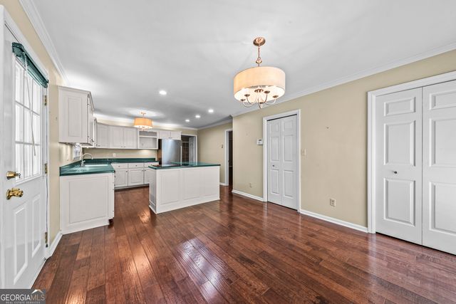 221 Commodore Dr NW, Milledgeville, GA 31061