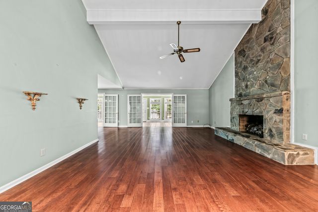 221 Commodore Dr NW, Milledgeville, GA 31061