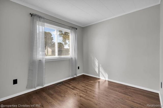 18035 Fairwood Drive, Clinton Township, MI 48035