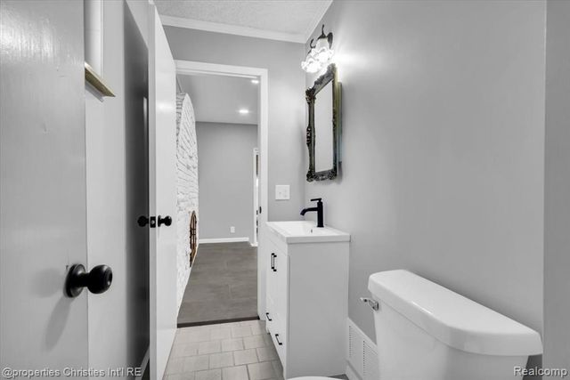 18035 Fairwood Drive, Clinton Township, MI 48035