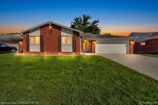 18035 Fairwood Drive, Clinton Township, MI 48035