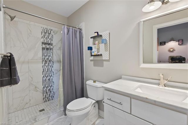 100 Pinewood Rd Apt 212, Virginia Beach, VA 23451