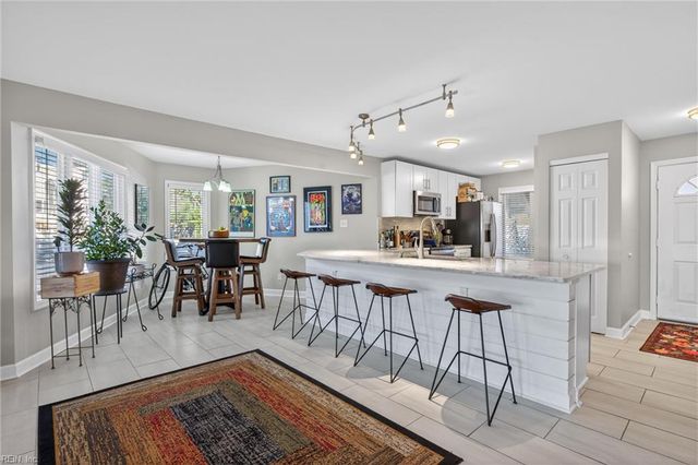 100 Pinewood Rd Apt 212, Virginia Beach, VA 23451