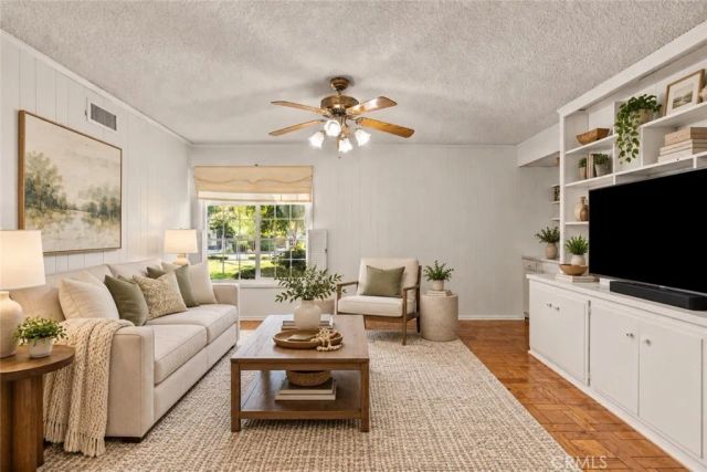 5522 Murietta Avenue, Sherman Oaks, CA 91401