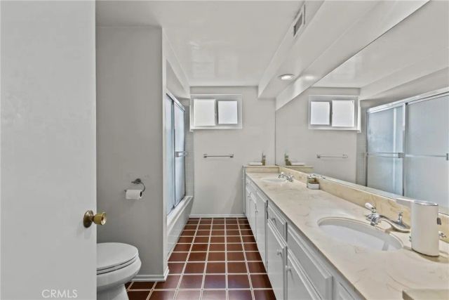 5522 Murietta Avenue, Sherman Oaks, CA 91401