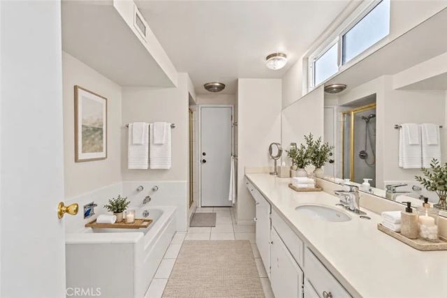 5522 Murietta Avenue, Sherman Oaks, CA 91401