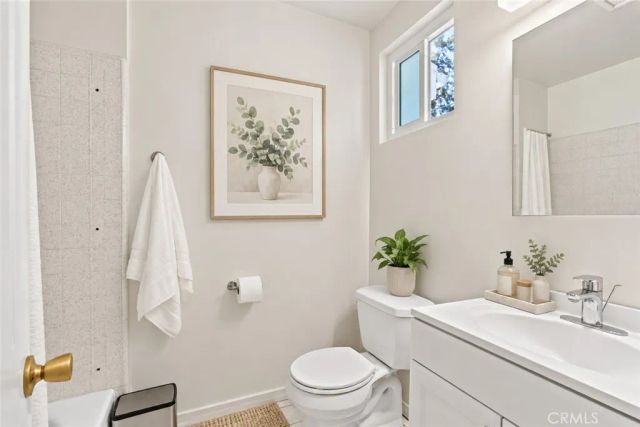 5522 Murietta Avenue, Sherman Oaks, CA 91401