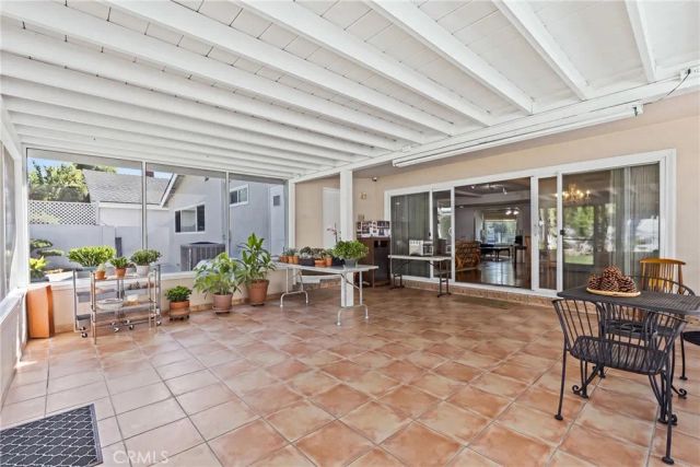 5522 Murietta Avenue, Sherman Oaks, CA 91401