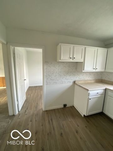 818 Moriseni Avenue, Shelbyville, IN 46176