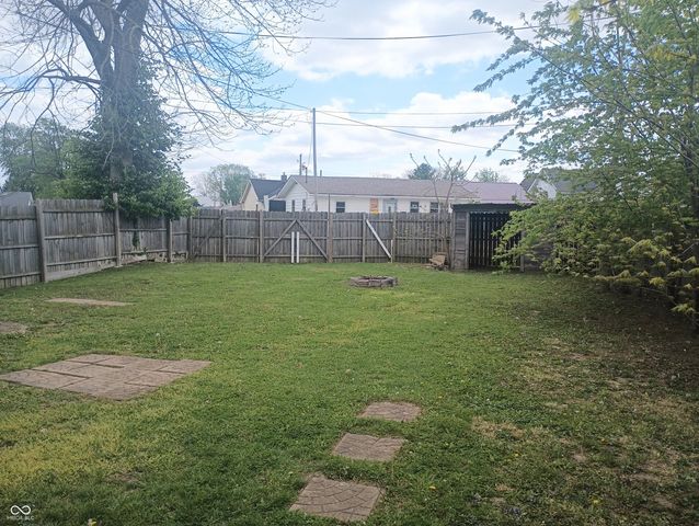 818 Moriseni Avenue, Shelbyville, IN 46176