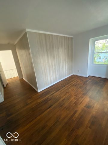 818 Moriseni Avenue, Shelbyville, IN 46176