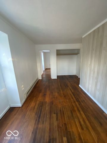 818 Moriseni Avenue, Shelbyville, IN 46176