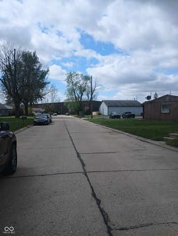 818 Moriseni Avenue, Shelbyville, IN 46176