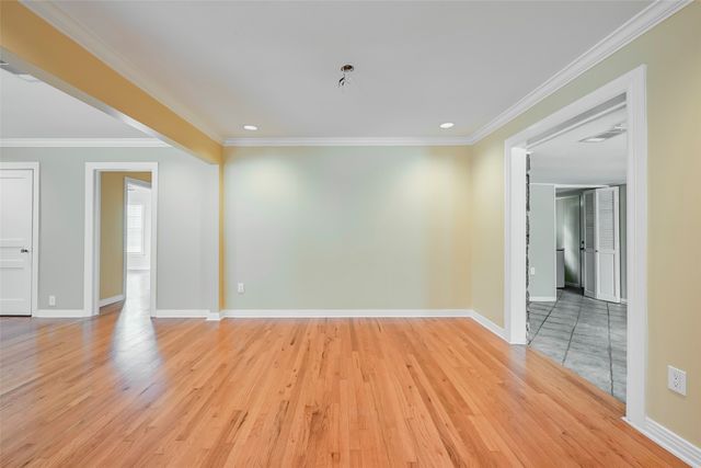 2819 Maple Springs Boulevard, Dallas, TX 75235