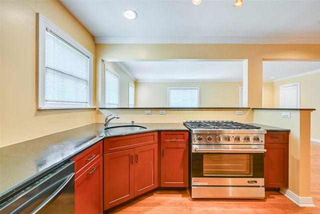 2819 Maple Springs Boulevard, Dallas, TX 75235