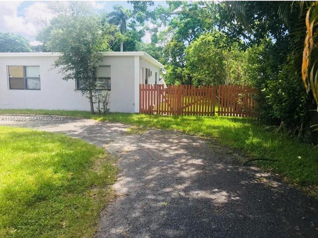 4548 SW 33rd Ave EFFICENCY, Dania Beach, FL 33312