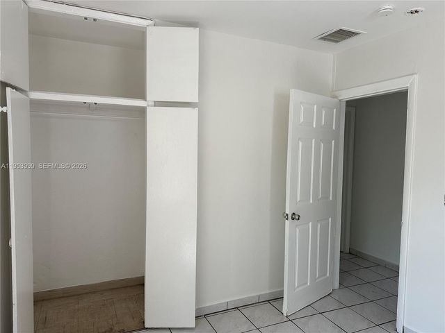 4548 SW 33rd Ave EFFICENCY, Dania Beach, FL 33312