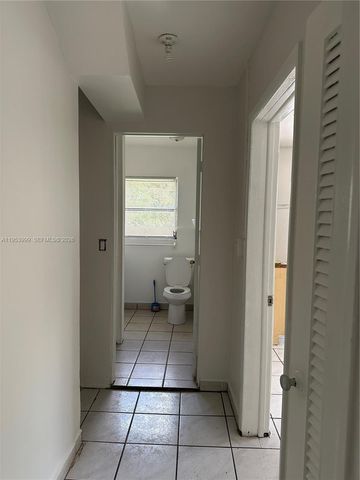 4548 SW 33rd Ave EFFICENCY, Dania Beach, FL 33312