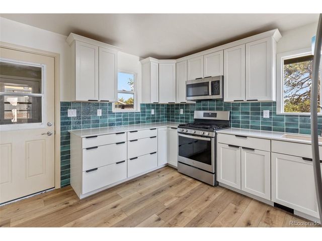 192 Columbine Rd, Florissant, CO 80816